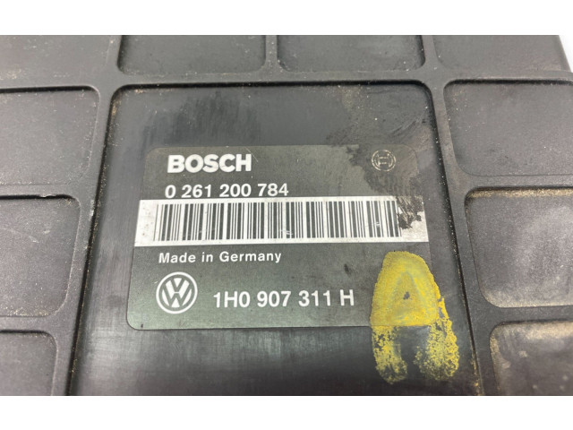 Блок управления двигателем ECU 1H0907311H, 0261200784 Volkswagen Golf III 1997