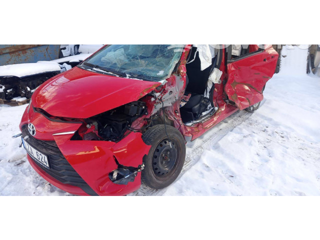 Zpětné zrcátko Toyota Yaris 2020 E8025614