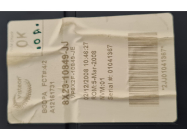 Панель приборов 8X2310849JJ, 6W8F10894A Jaguar XF