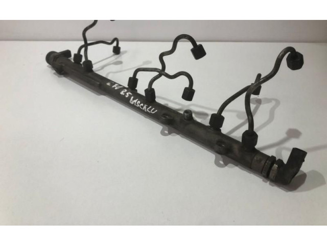 Топливная рампа 779551403 BMW 5 E60 E61