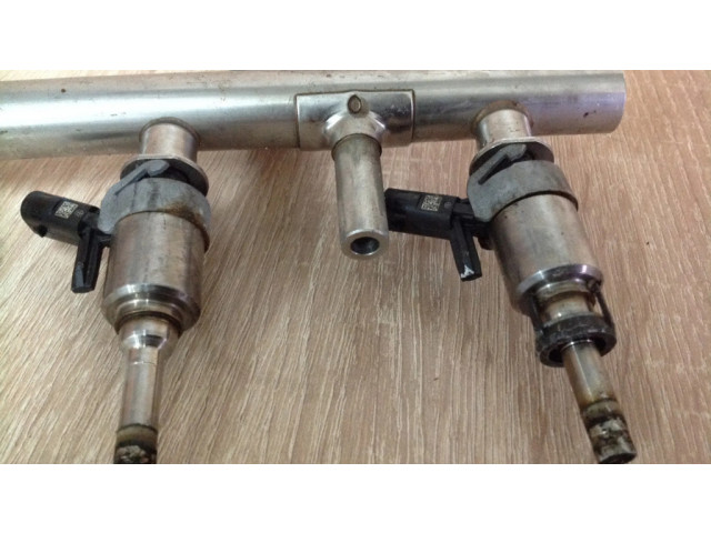 Комплект форсунок 06K133317G Audi A3 S3 8V для бензинового двигателя CJX 061 2