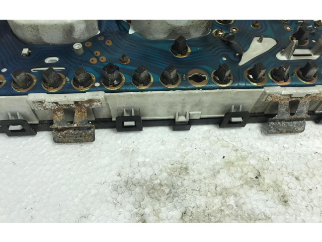 Přístrojová deska Renault 9 1985 7700757835, 7700757835