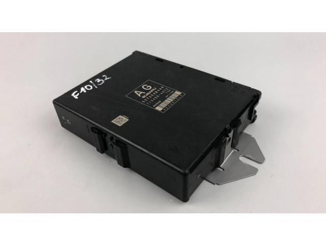 Блок управления двигателя 22765AB460   Subaru Forester SH