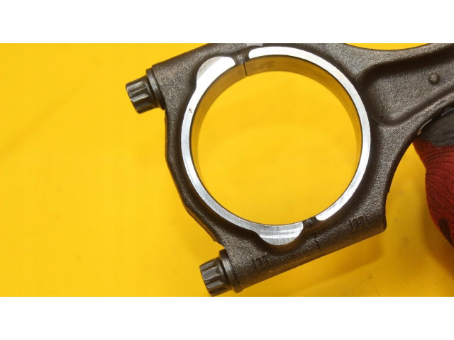 Поршень с шатуном 81L123 Volvo S60