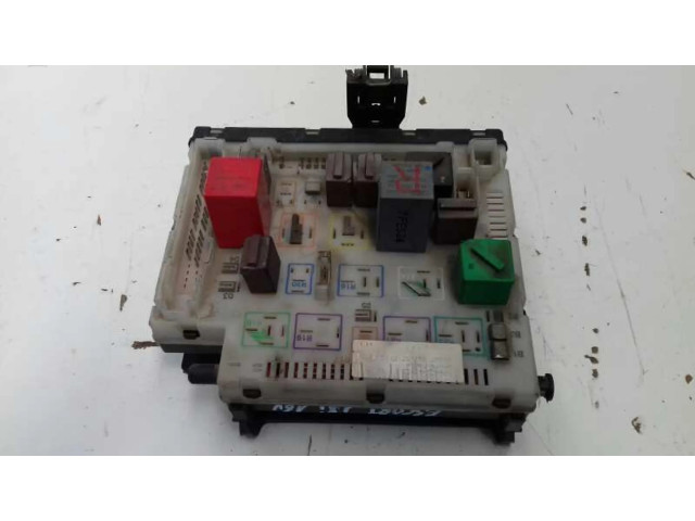 Блок предохранителей 95AG14A124 Ford Escort