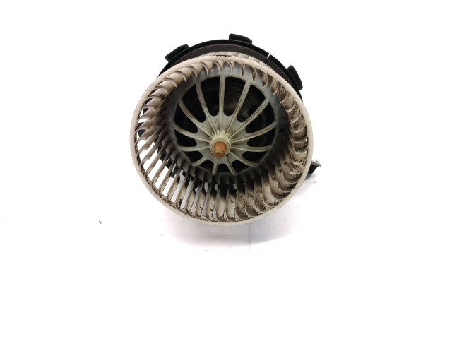 Вентилятор печки    U0854003, U0853003   Audi Q5 SQ5