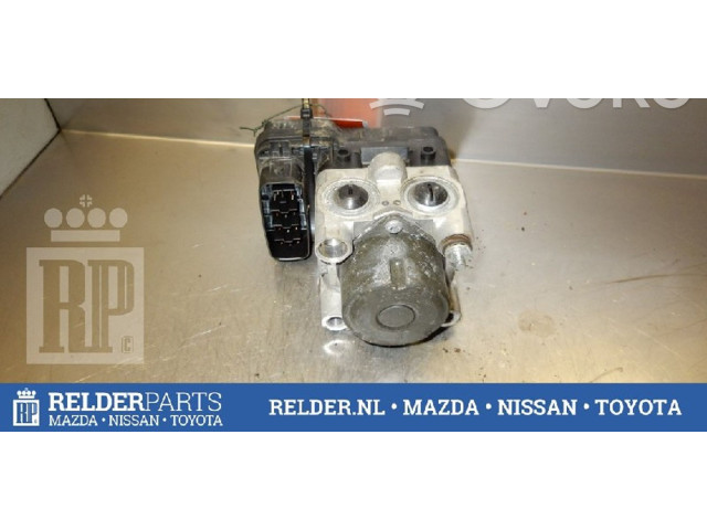 Pojistková skříňka Блок управления ABS Toyota Avensis Verso 2005