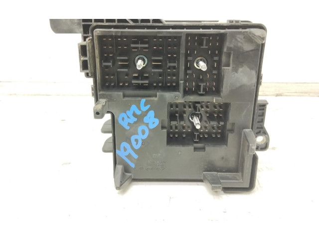 Блок предохранителей 919501H030 KIA Ceed