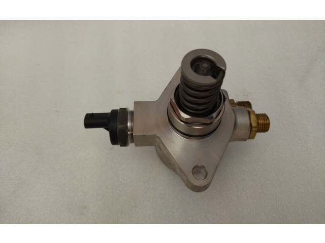 Vstřikovací čerpadlo 079127026M   Audi A8 S8 D4 4H     