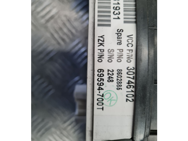 Панель приборов 30746102 Volvo S60