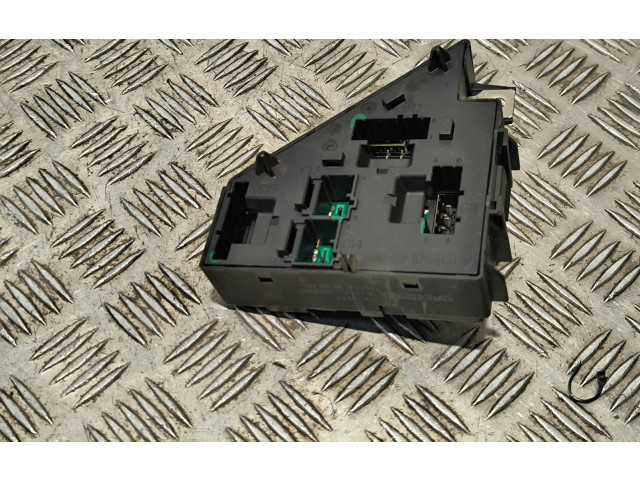 Блок предохранителей 31453256 Volvo XC90