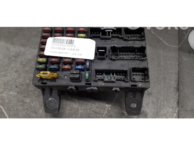 Блок предохранителей  91198-1C010   Hyundai Getz    