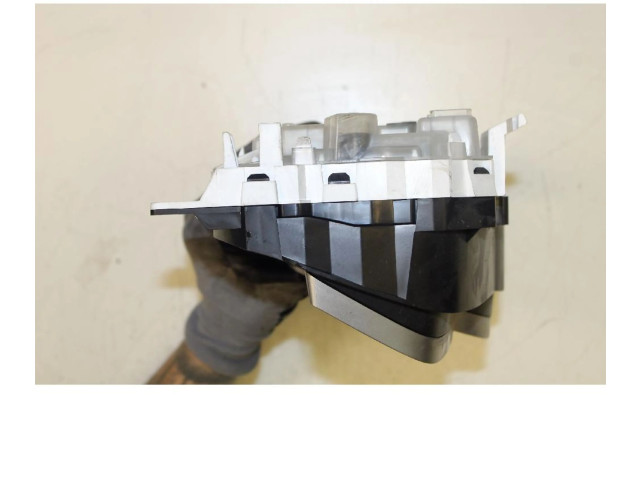 Панель приборов HABHN1 Mazda 3 II