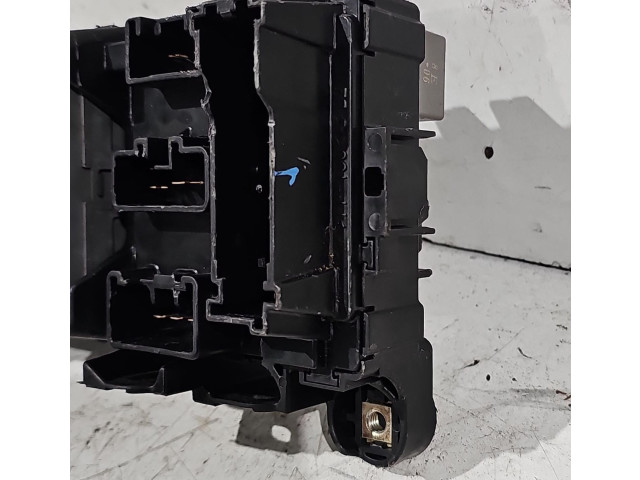 Блок предохранителей 85980-B2030, 85980-B2030   Daihatsu Cuore    