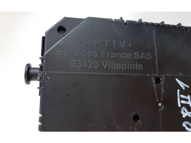 Блок предохранителей 9846483980, 93420 Peugeot 2008 II