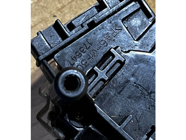 Ручка поворотов/ фонарей