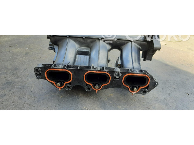 Vstřikovací lišta 140039673R Nissan Micra K14