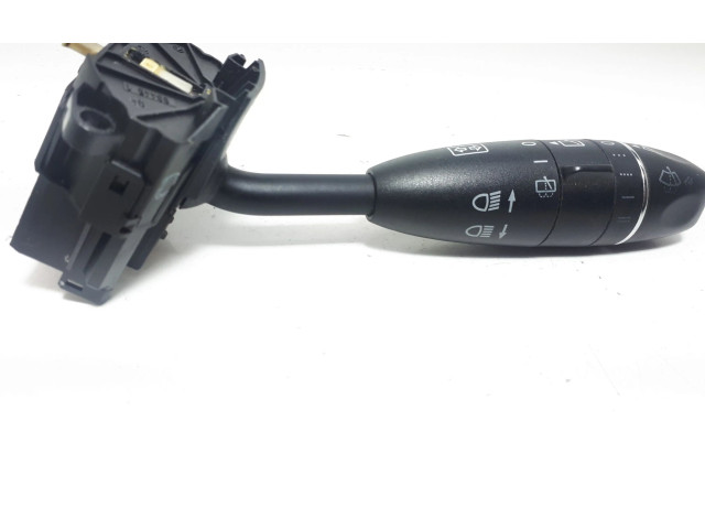 Ручка стеклоочистителей A1645400144 Mercedes-Benz R W251 2009