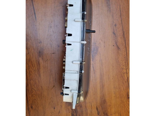 Přístrojová deska Ford Taurus 1996 F6DF10B885AA