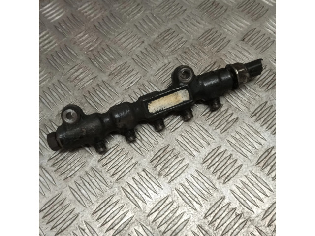 Топливная рампа Ford Fiesta 1.4