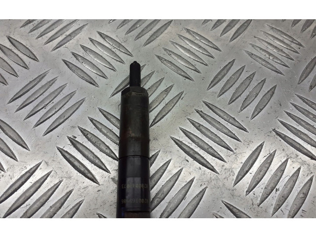 Vstřikovač    Nissan Almera N16     