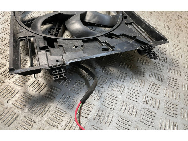 Вентилятор радиатора 5Q0121203DQ Skoda Karoq