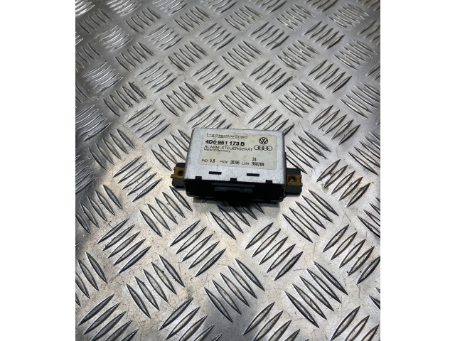 Pojistková skříňka Блок управления сигнализации 4D0951173B, 960269 Audi A8 S8 D2 4D 1998