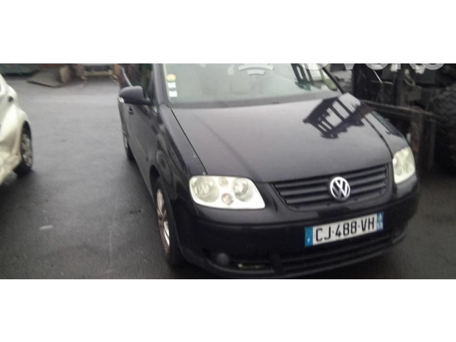 Зеркало электрическое Volkswagen Touran I 2003 - 2010 года