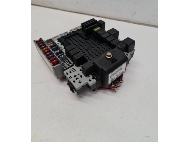 Блок предохранителей pa66B20GF10, 9401802 Volvo S80
