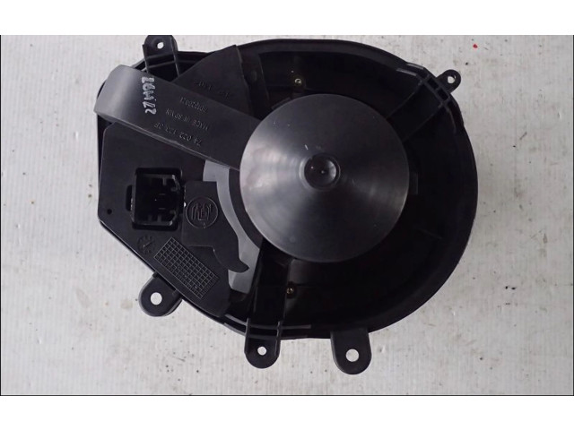 Вентилятор печки       Volkswagen PASSAT B4