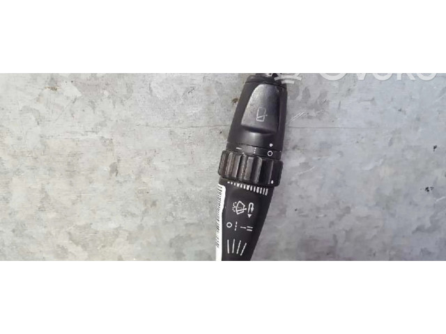 Ручка стеклоочистителей MR141720 Mitsubishi Carisma