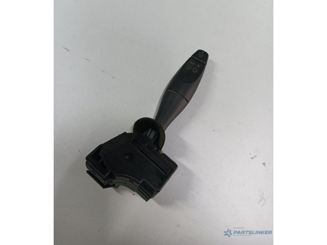 Ручка стеклоочистителей    Ford Fusion