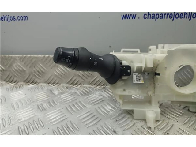 Ручка поворотов/ фонарей