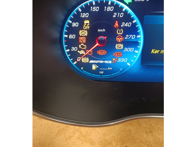 Přístrojová deska Mercedes-Benz GLC C253 2021 A2055404137, A2059000046