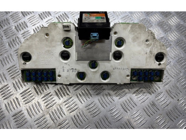 Панель приборов 9451530   Volvo V70       