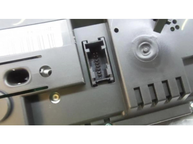 Přístrojová deska BMW X1 E84 2015 A2C53387909