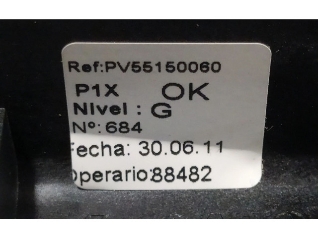 Руль Volvo C30  2010 - 2013 года PV55150060      