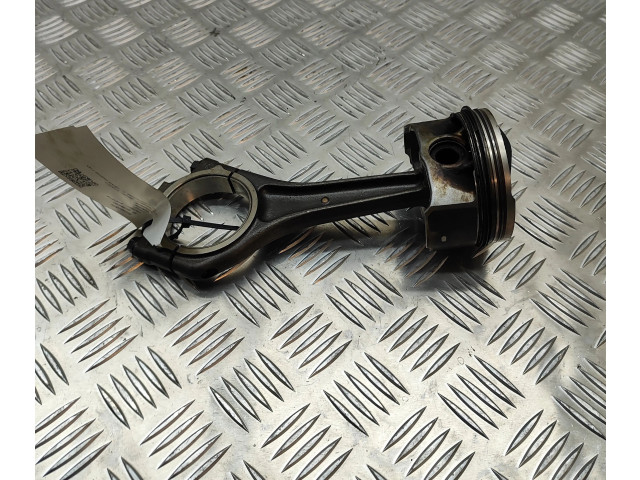 Поршень (поршни)    Jaguar XJ X351 3.0  для двигателя AJ 126