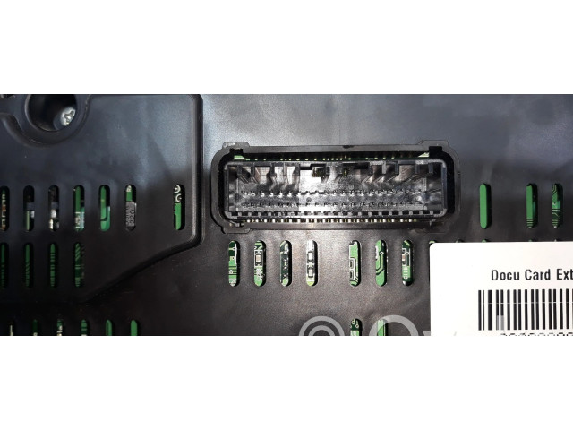 Přístrojová deska Hyundai i40 2012 940113Z055