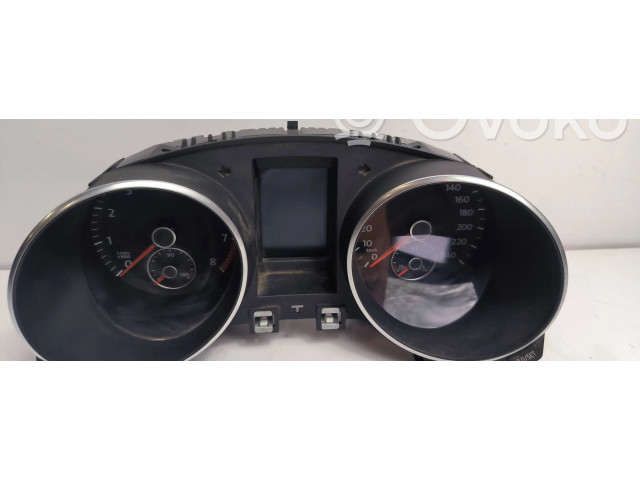 Панель приборов 5K0920872, 30052011   Volkswagen Golf VI       