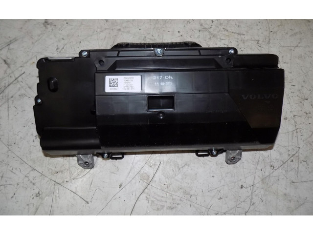 Přístrojová deska Volvo XC40 2019