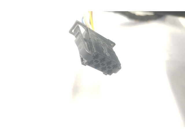 Зеркало электрическое        Skoda Rapid (NH)  2012 - 2019 года   