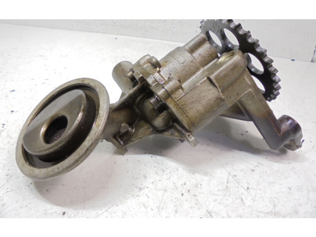 Масляный насос  2 030115109A, 030115109A  Volkswagen Golf II 