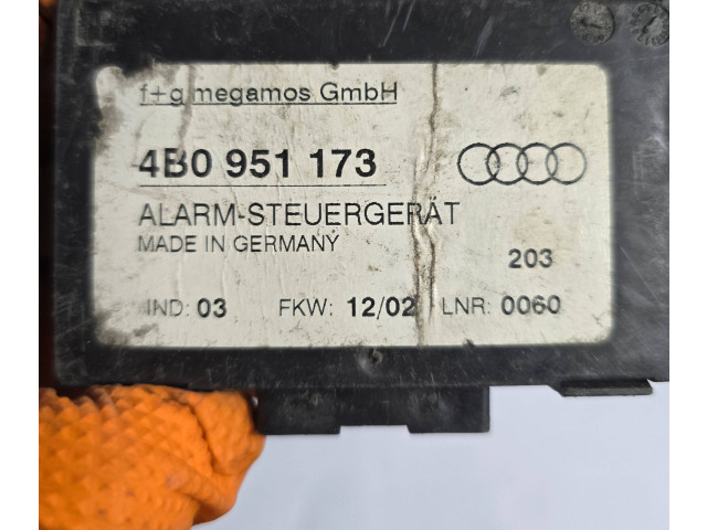 Блок управления сигнализации    4B0951173   Audi A6 S6 C5 4B