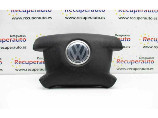 Подушка безопасности двери 2K0880201B   Volkswagen Caddy