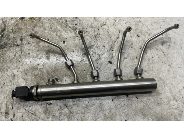 Vstřikovací lišta 7585411 BMW 3 F30 F35 F31 pro benzínový motor 2.0 N26B20A