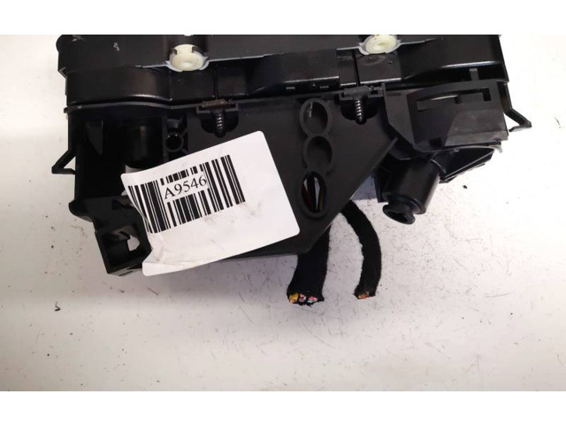 Блок управления климат-контролем    Volkswagen Touran I