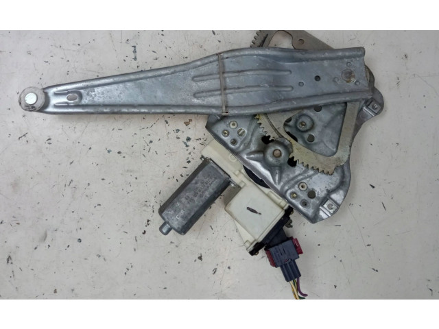 Vstřikovací lišta Toyota Corolla E120 E130