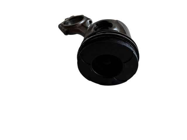 Поршень с шатуном Volvo XC90