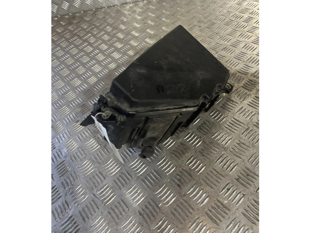 Блок предохранителей  31398000, 31398001   Volvo XC90    